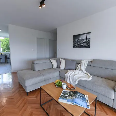 Apartment Nona Mira Rijeka Exterior photo
